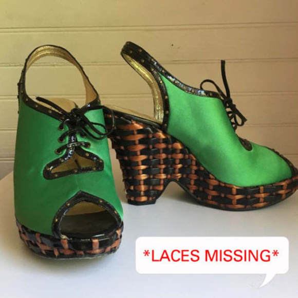 NEW Le Due by Due Farina Green Satin Laceup Wedge - Picture 2 of 8